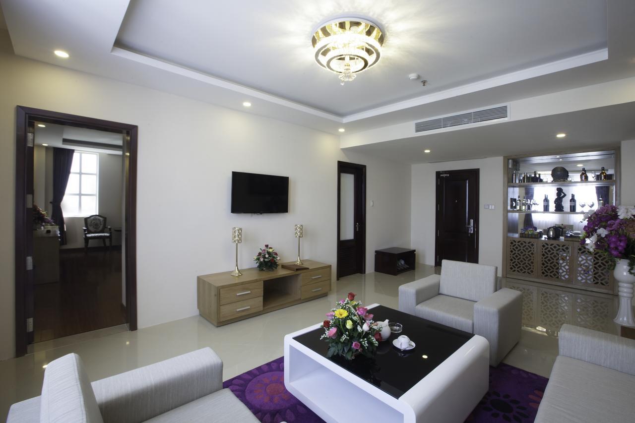 Khanh Linh Hotel プレイク エクステリア 写真